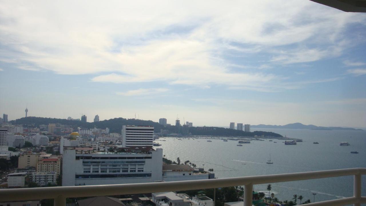 Ferienwohnung Joy Shop At View Talay 6 Pattaya Exterior foto
